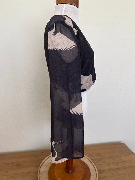 NWT "Show Me Your Mumu" - Crop Top - Black Sheer White Crane - Size Small - Picture 6 of 12